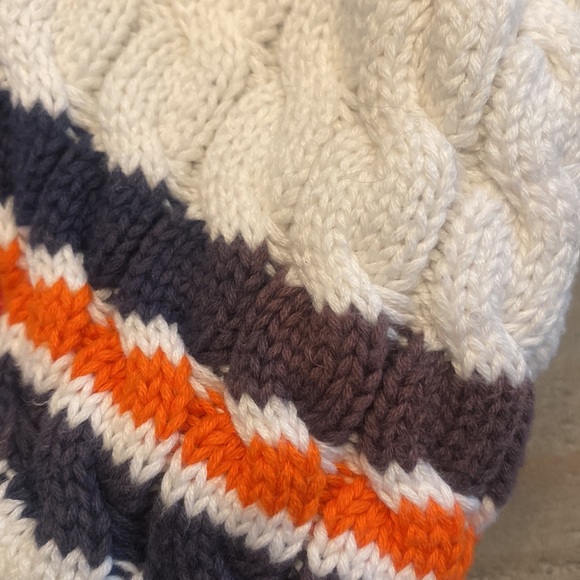 Toque - Picture 6 of 6